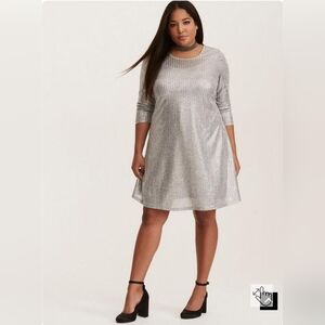 Torrid silver metallic ribbed shimmer dress size 2